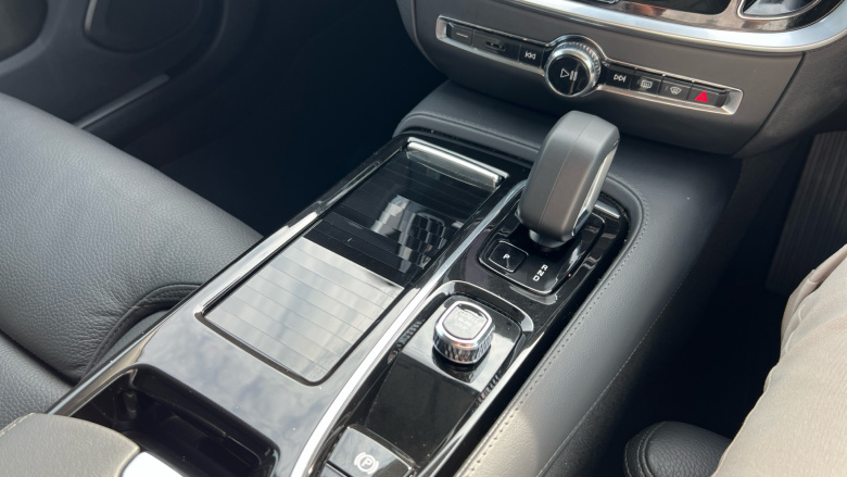 Volvo V60 2.0 T6 [350] PHEV Plus Dark 5dr AWD Auto Estate